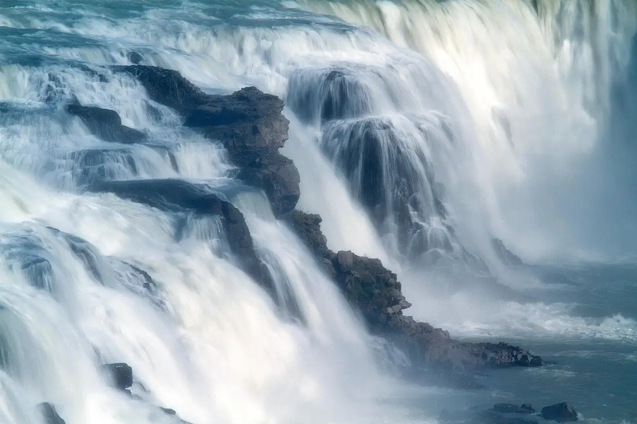 Scientists find water was fueling volcanoes 3 billion years ago