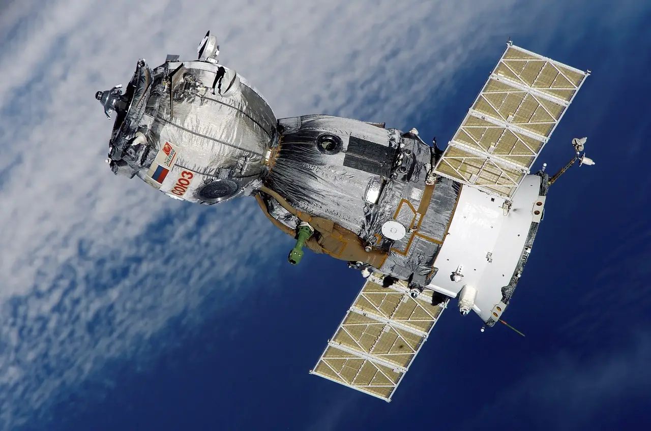 Solar Orbiter tracks origin of mysterious magnetic switchbacks